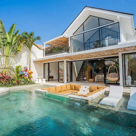 Bold Paradise - 4Br Villa In Kerobokan